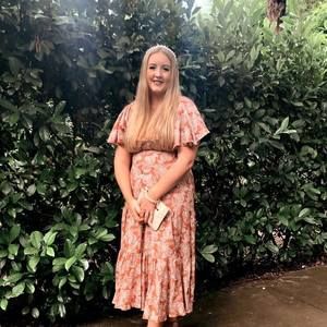 Meet your Posher, Caitlin